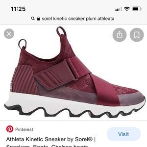 EUC Sorel Kinetic sneaker in plum 8.5 ❤️